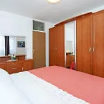 Apartments Ita