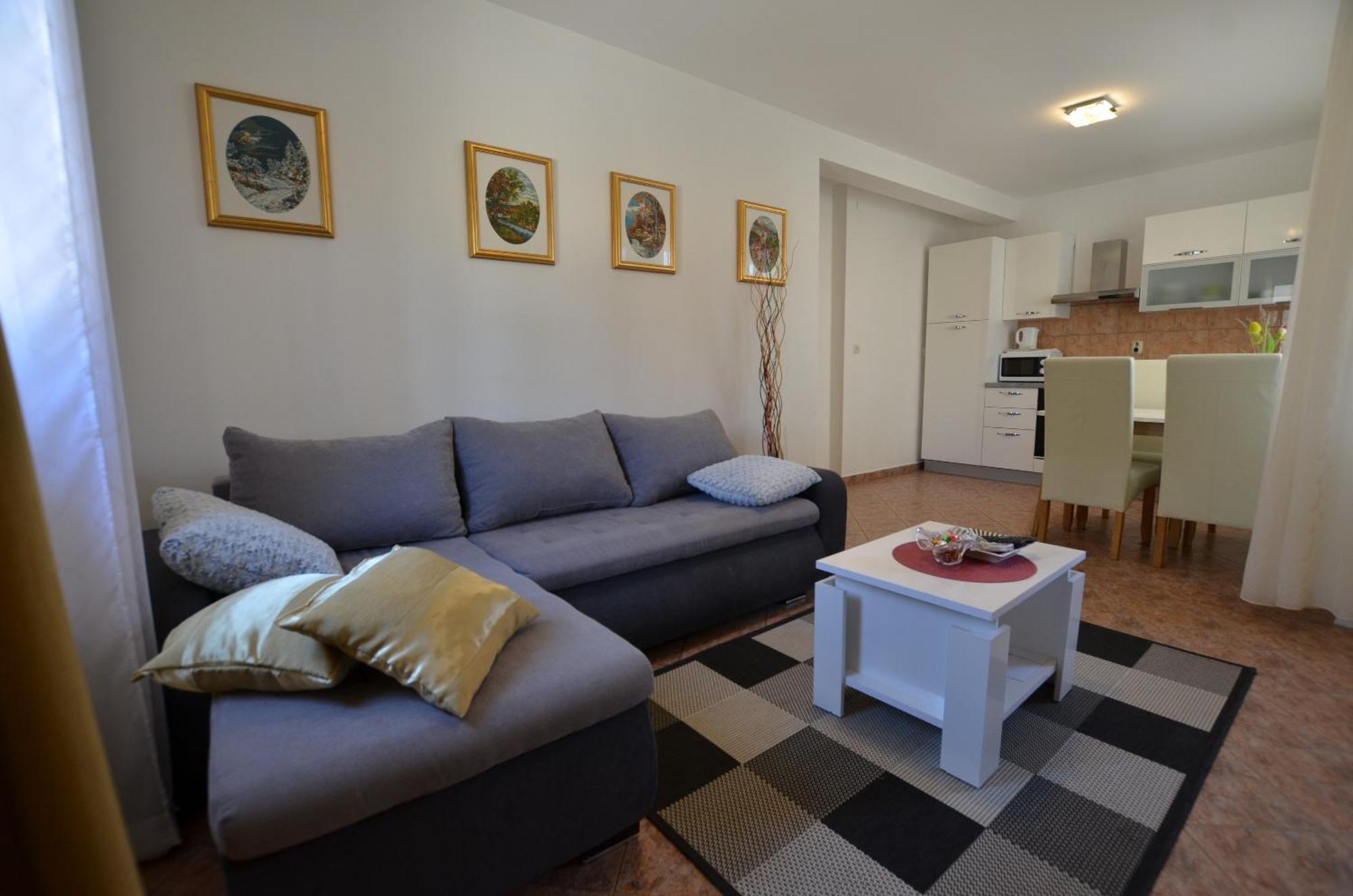 Ita Apartment