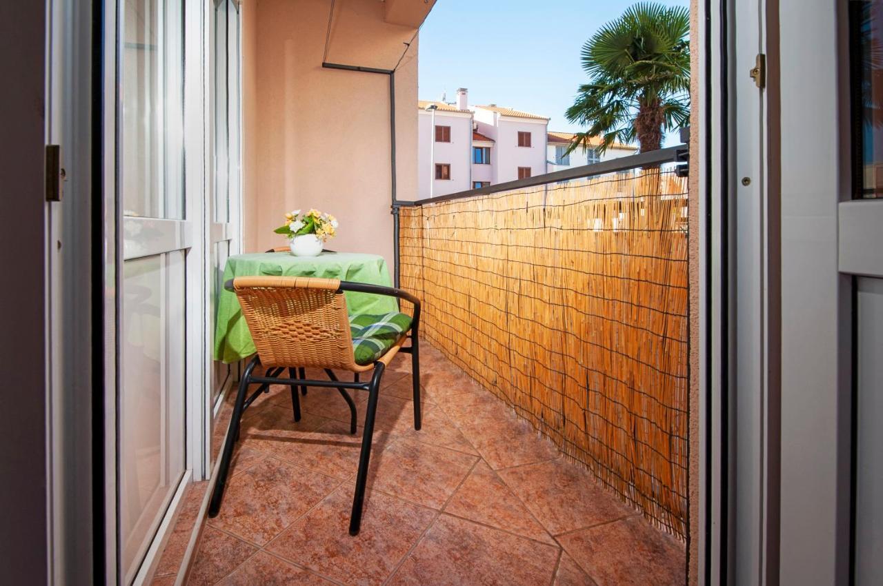 Ita Apartment *